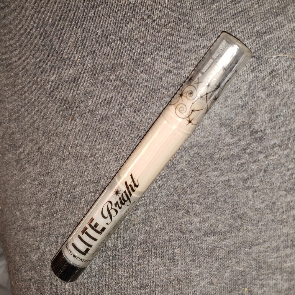 Hard Candy Lite Brite whipped concealer.